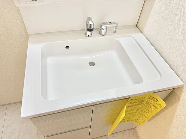 ■手洗いや顔を洗う時も快適に使える便利なシャワー