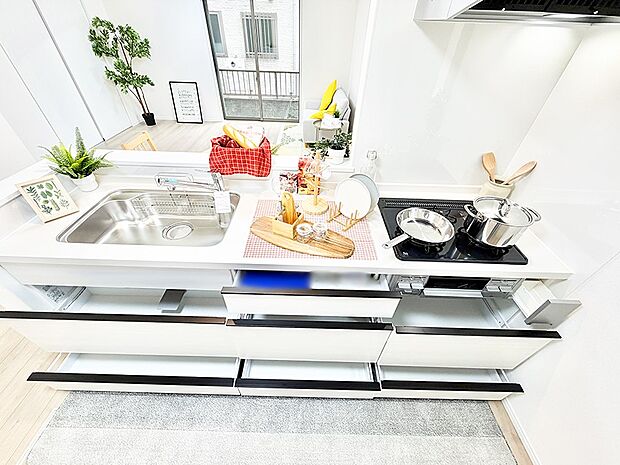 ■家族の絆を深める、温もりのあるキッチン