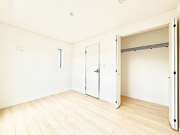 ■落ち着いた雰囲気のお部屋で心が安らぐ空間