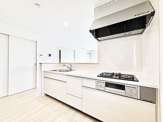 ■家族の絆を深める、温もりのあるキッチン