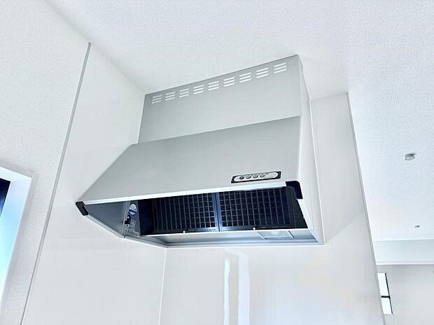 ■調理時の蒸気や匂いが換気扇に誘導され、効率的に排煙ができます。