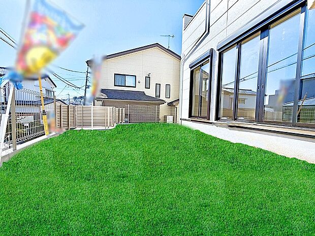 ■庭付き住宅は多様な使用用途で活用できます(芝生はイメージです)