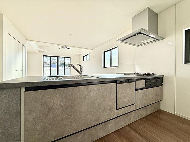 ■料理がもっと楽しくなる、快適なキッチン空間