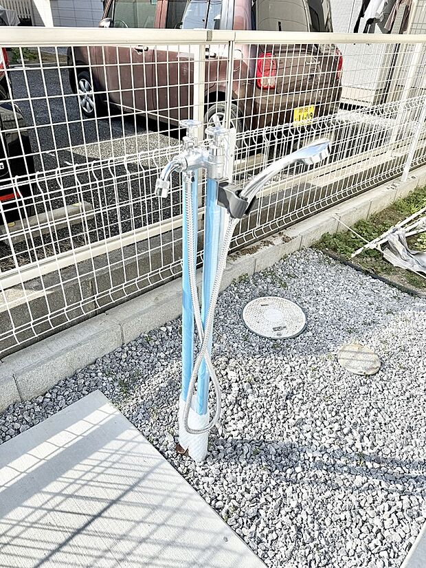 ■ガーデニングや洗車などの際に大活躍な屋外立水栓