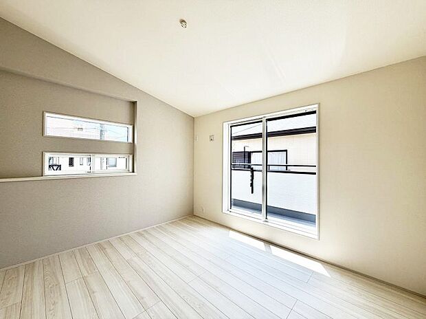 ■落ち着いた雰囲気のお部屋で心が安らぐ空間