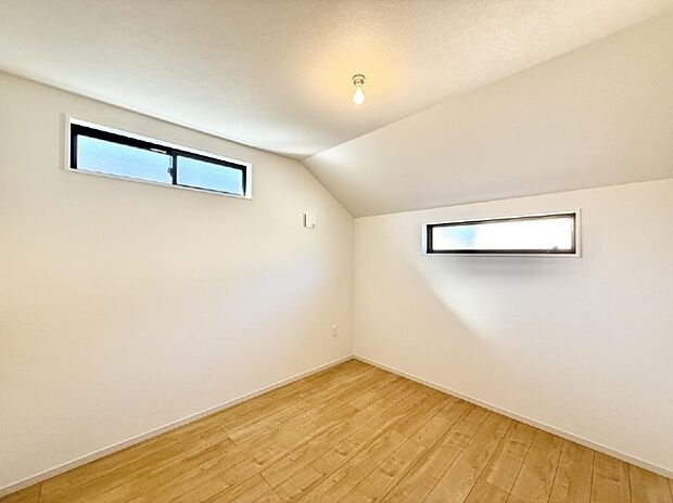 ■落ち着いた色合いのお部屋で穏やかな時間を楽しめます