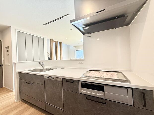 ■シンプルで美しく心地よい時間を生むキッチン空間