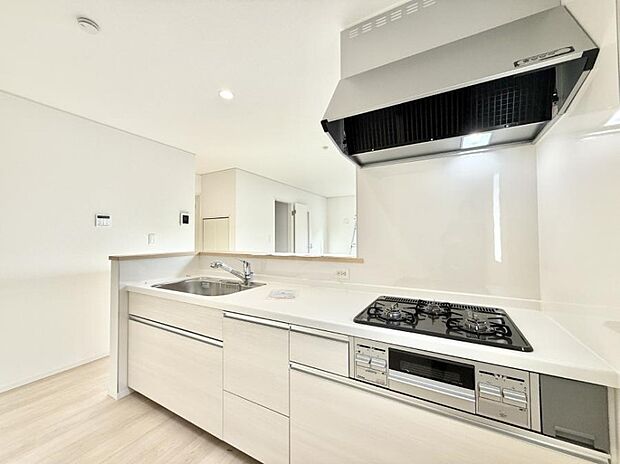 ■シンプルで美しく心地よい時間を生むキッチン空間