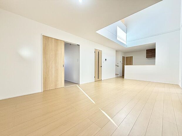 ■心落ち着く場所、ゆったり過ごせるリビング