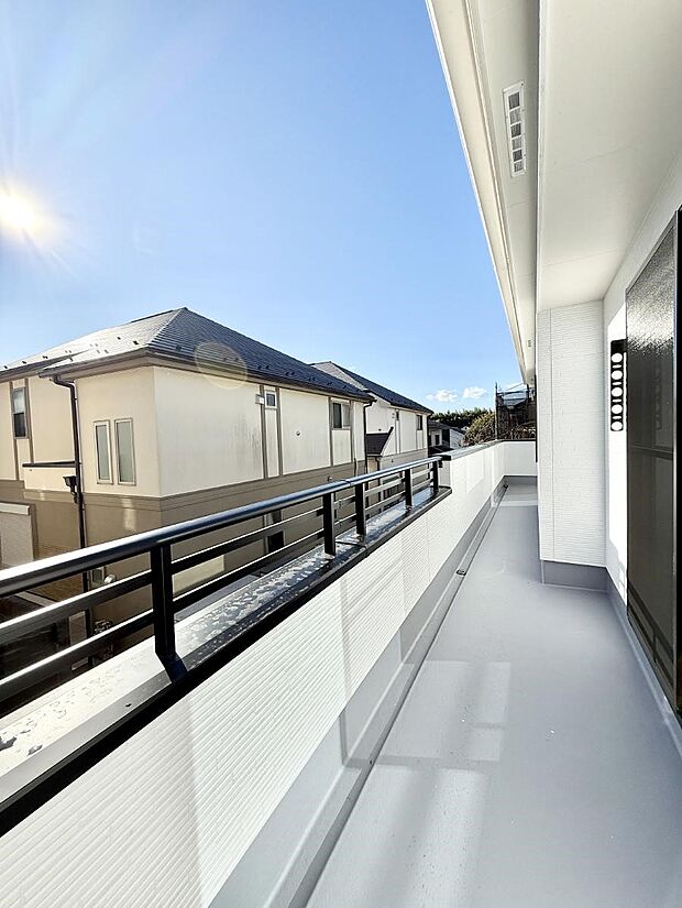 ■ 季節の移ろいを感じられる開放的な空間です