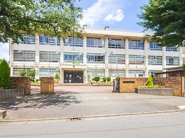 中学校 300m 相模原市立清新中学校