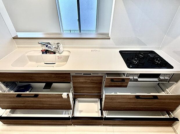 ■料理がもっと楽しくなる、快適なキッチン空間