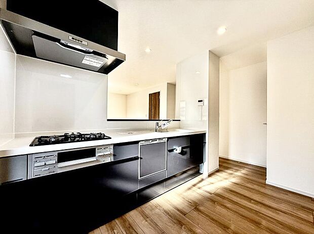 ■家族の絆を深める、温もりのあるキッチン