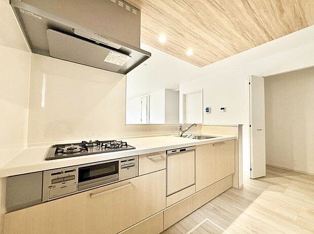 ■家族の絆を深める、温もりのあるキッチン