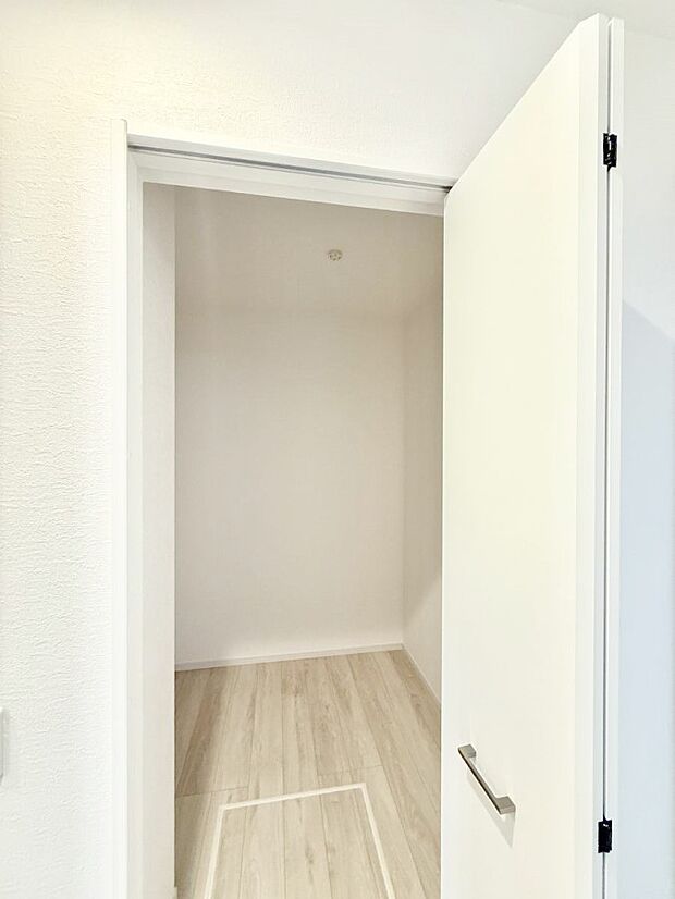 ■プラスαの収納スペース  