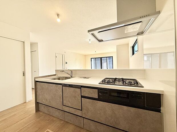 ■家族の絆を深める、温もりのあるキッチン