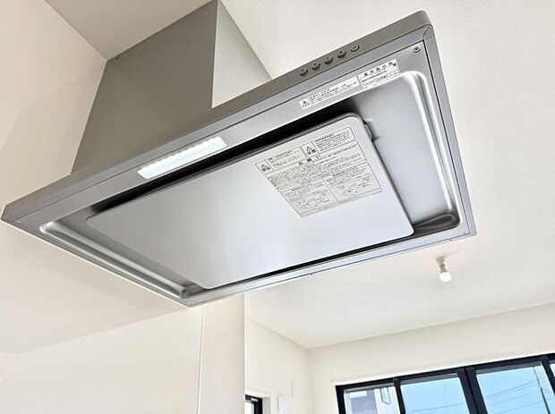 ■調理時の蒸気や匂いが換気扇に誘導され、効率的に排煙ができます。