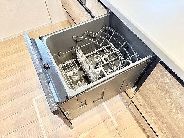 ■手間なく洗浄！食器をピカピカに仕上げてくれます