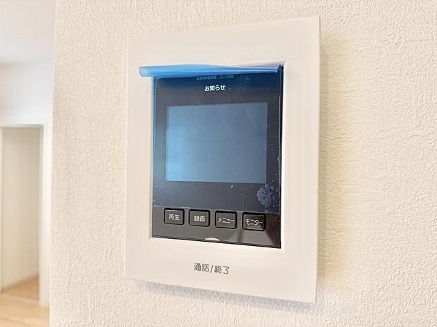 ■画面でしっかり確認でき防犯対策に最適