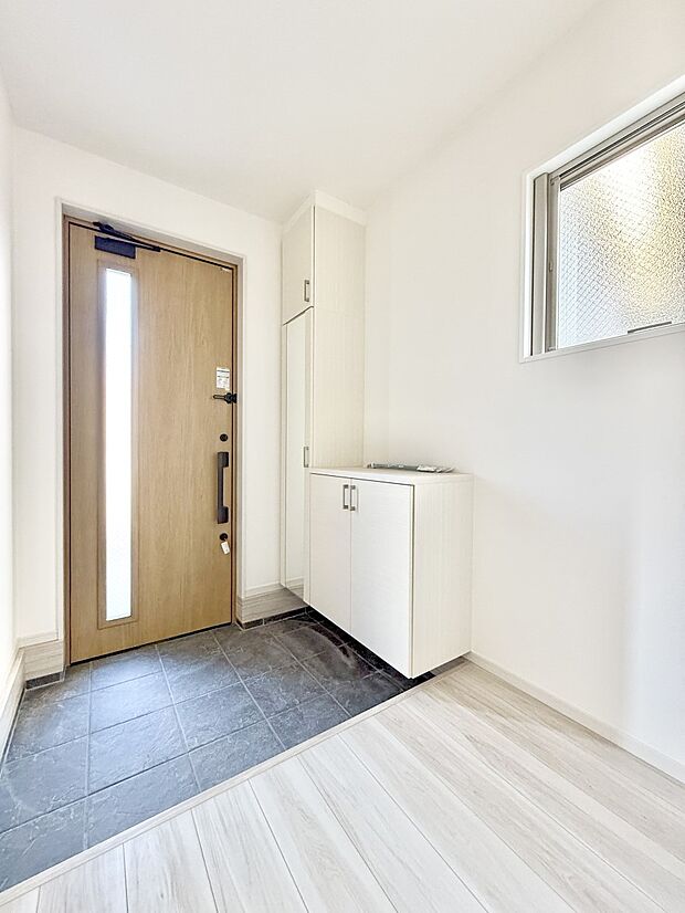 ■ シンプルで美しく、快適な暮らしの入り口