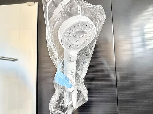 ■手元で簡単に止水できるため、水の無駄遣いを減らすことができます。