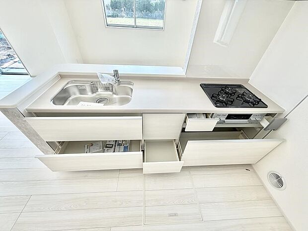 ■料理がもっと楽しくなる、快適なキッチン空間