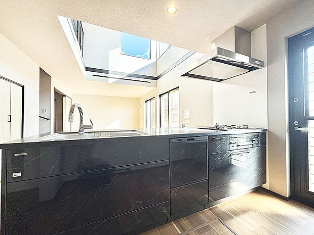 ■作る楽しみと食べる幸せを届けるキッチン