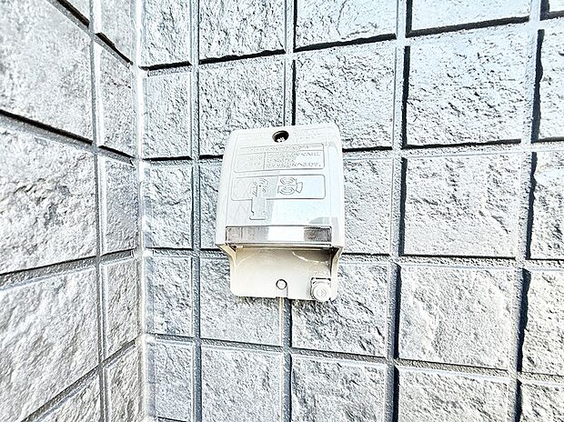 ■室内のコンセントから延長コードを引っ張る手間がなくなります。