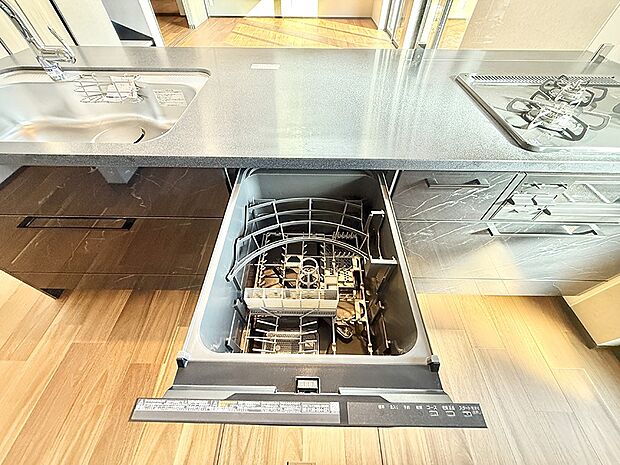 ■食後の片づけも食洗器があれば時短に。ご家族との時間を増やせます