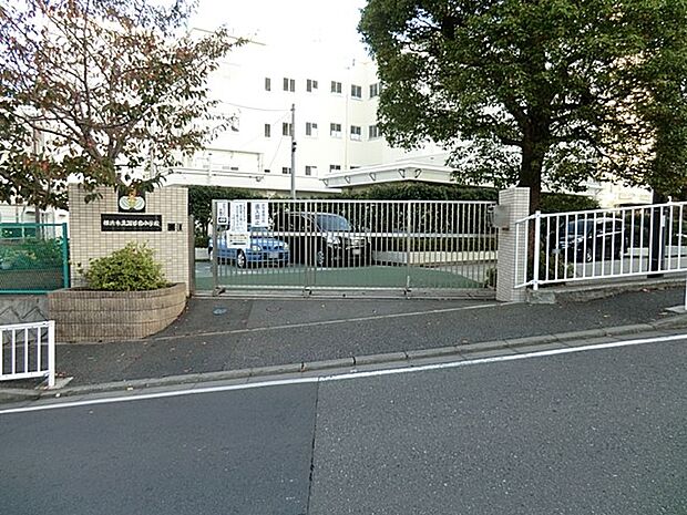 小学校 1400m 横浜市立深谷台小学校