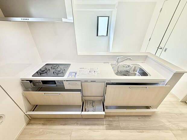 ■家族の絆を深める、温もりのあるキッチン