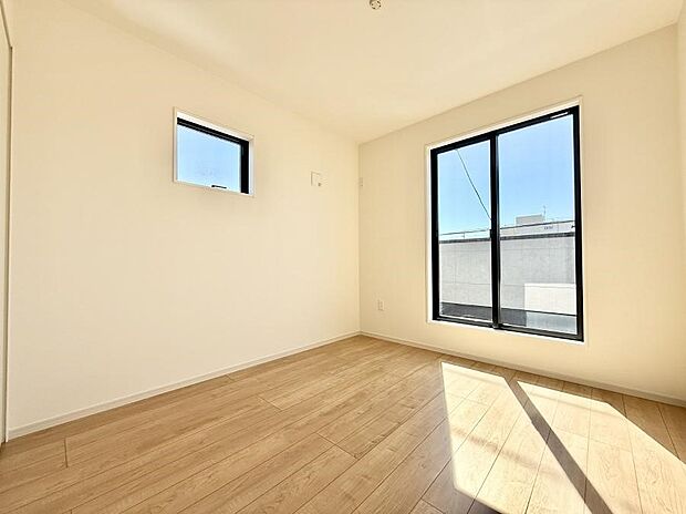 ■窓の配置や通気性の良い設計で部屋の空気がこもらず、常に新鮮な空気が流れます