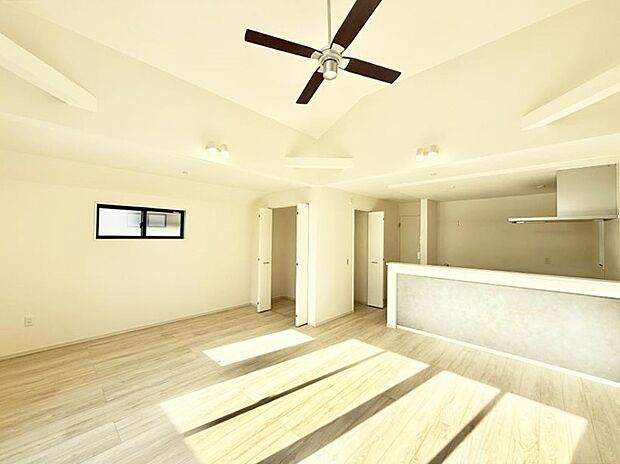 ■心落ち着く場所、ゆったり過ごせるリビング