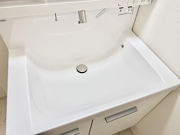 ■手洗いや顔を洗う時も快適に使える便利なシャワー