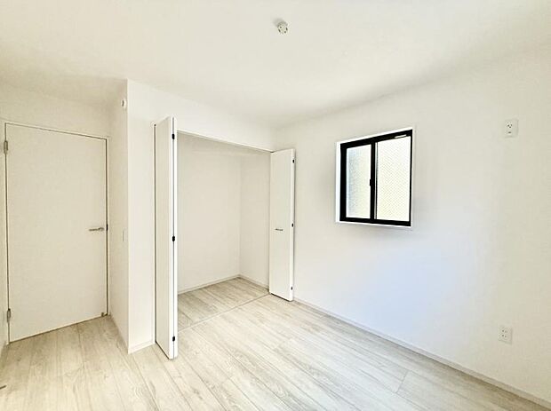 ■落ち着いた色合いのお部屋で穏やかな時間を楽しめます