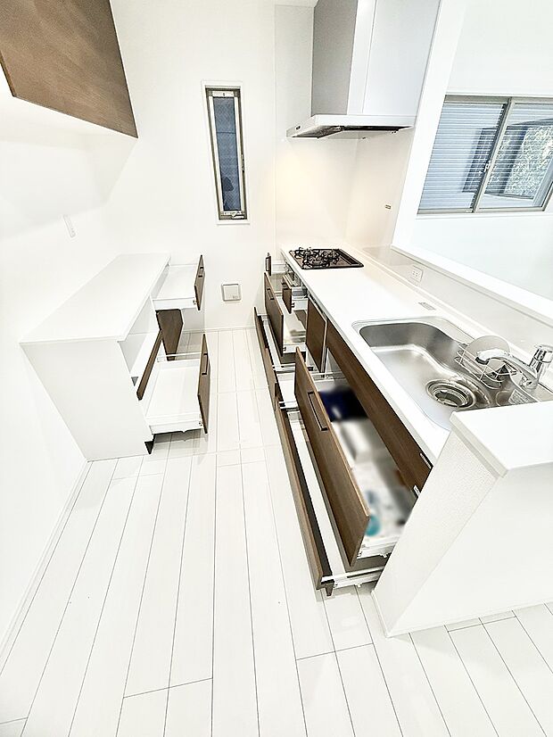 ■家族の絆を深める、温もりのあるキッチン