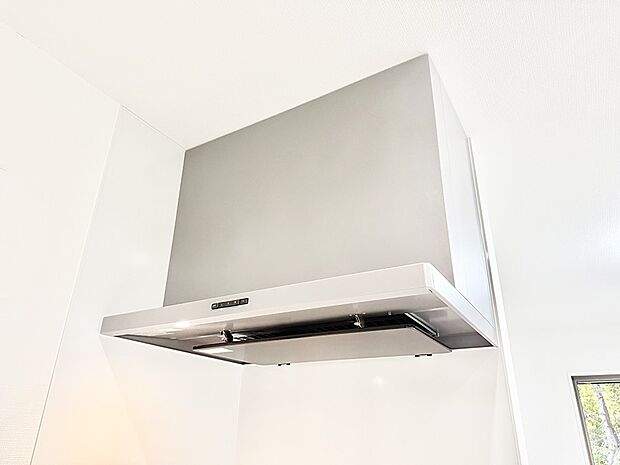 ■調理時の蒸気や匂いが換気扇に誘導され、効率的に排煙ができます。