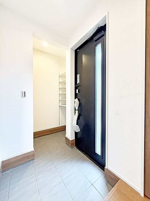 ■ ここから始まる一日、すっきり整った玄関