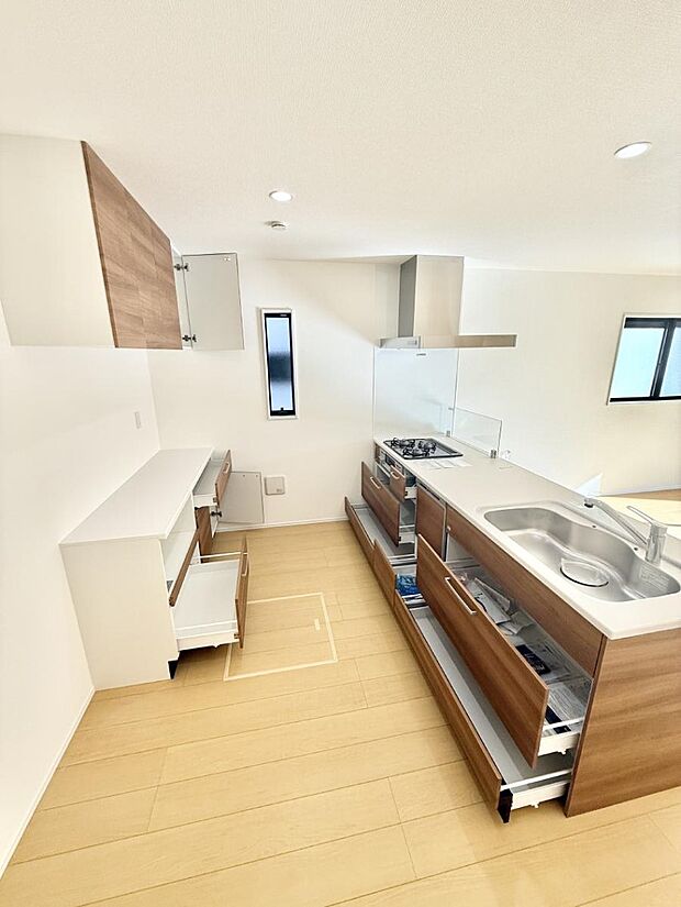 ■家族の絆を深める、温もりのあるキッチン