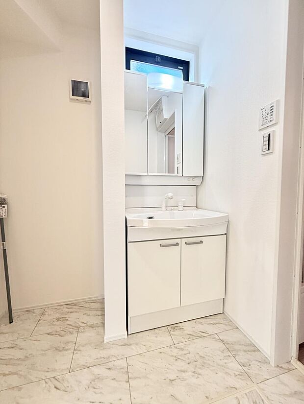 ■朝の準備がスムーズにできる広さです