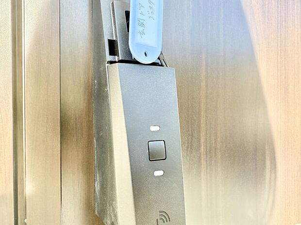 ■鍵を取り出さずに便利に操作できて快適