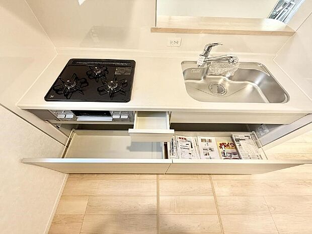 ■家族の絆を深める、温もりのあるキッチン