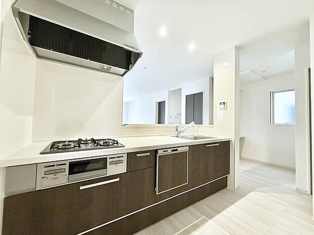 ■美味しい時間が生まれる、笑顔あふれるキッチン