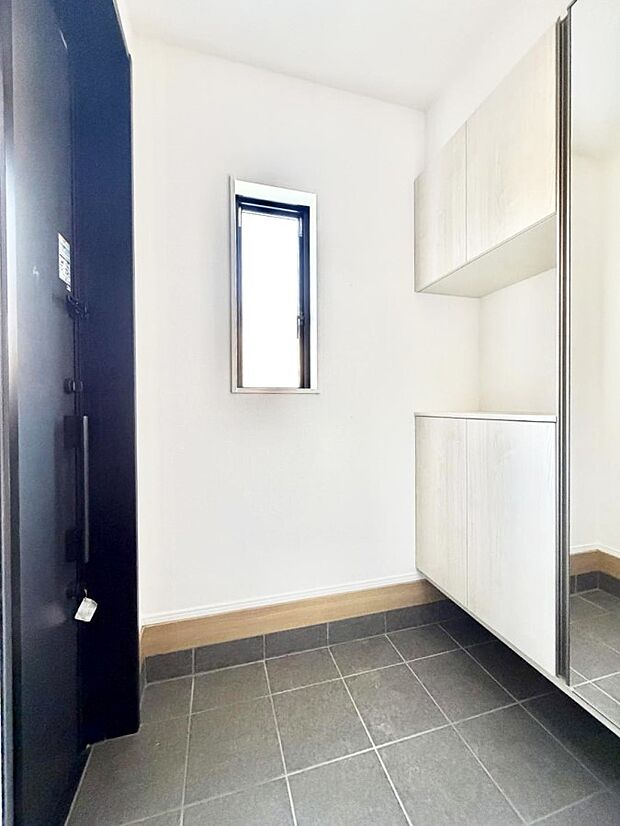 ■ ここから始まる一日、すっきり整った玄関