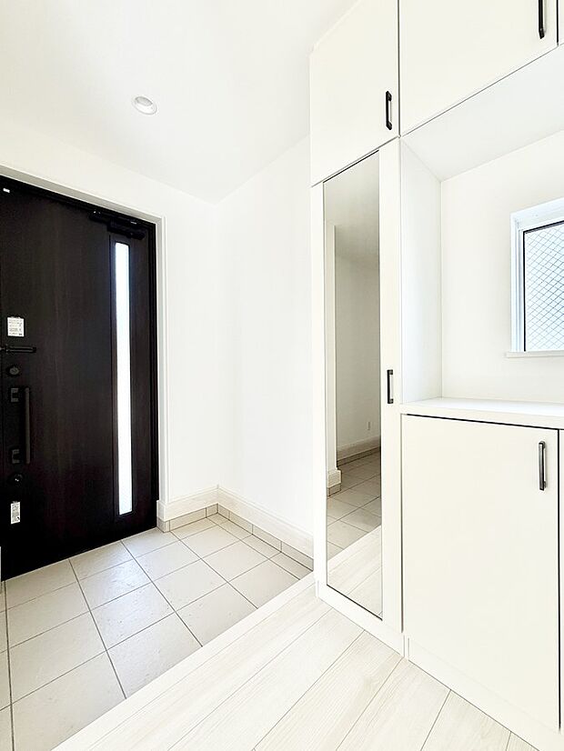 ■ シンプルで美しく、快適な暮らしの入り口