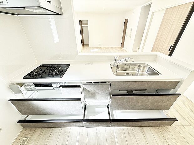 ■家族の絆を深める、温もりのあるキッチン