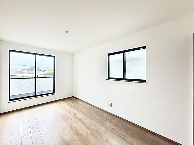 ■落ち着いた雰囲気のお部屋で心が安らぐ空間