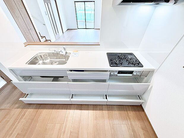 ■美味しい時間が生まれる、笑顔あふれるキッチン