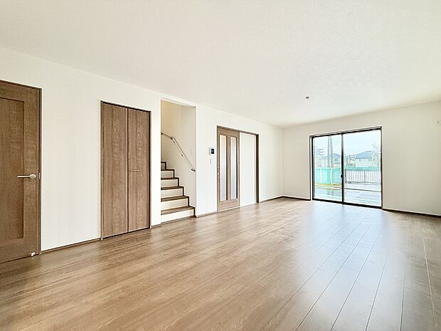 ■心落ち着く場所、ゆったり過ごせるリビング