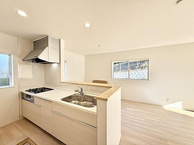 ■家族の絆を深める、温もりのあるキッチン